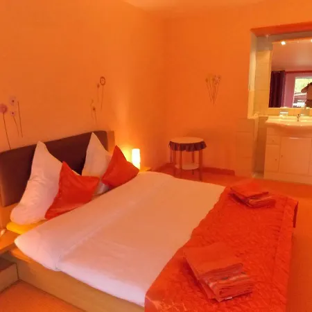 Le Petit Breuil Guest House Verteillac Exterior photo